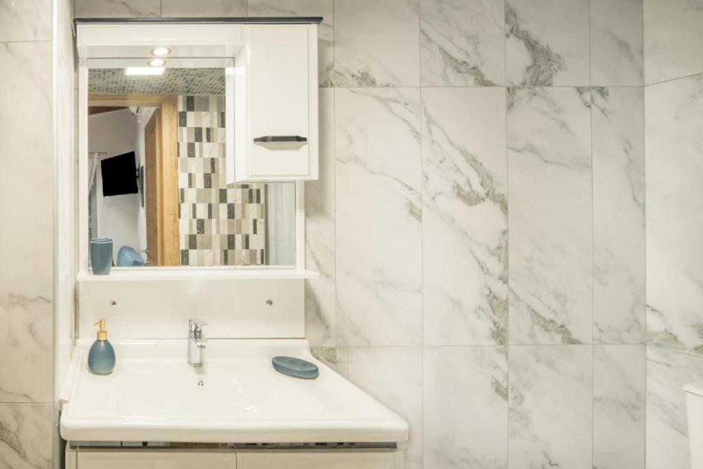 Anassa 2 Center Appartement
